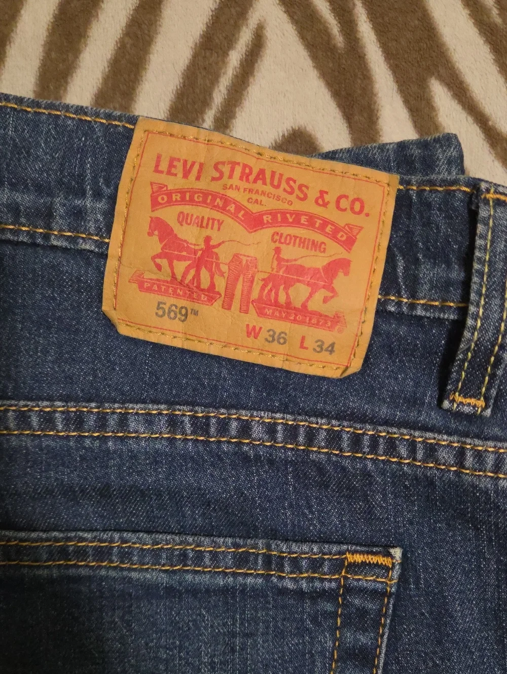 Levi's Men's Dark Blue Relaxed Straight Jeans